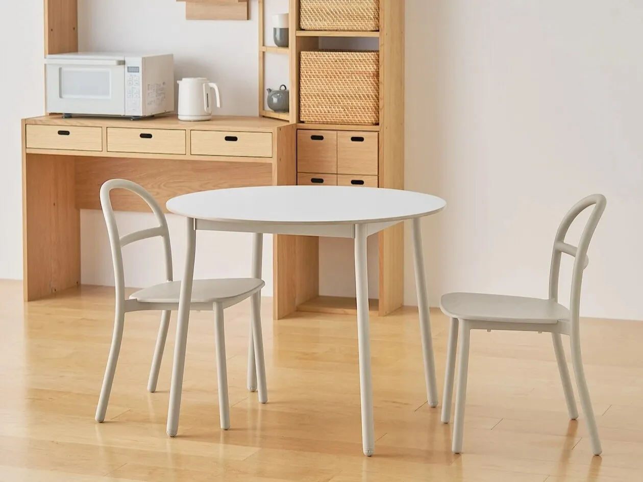 Light grey round dining table & chairs