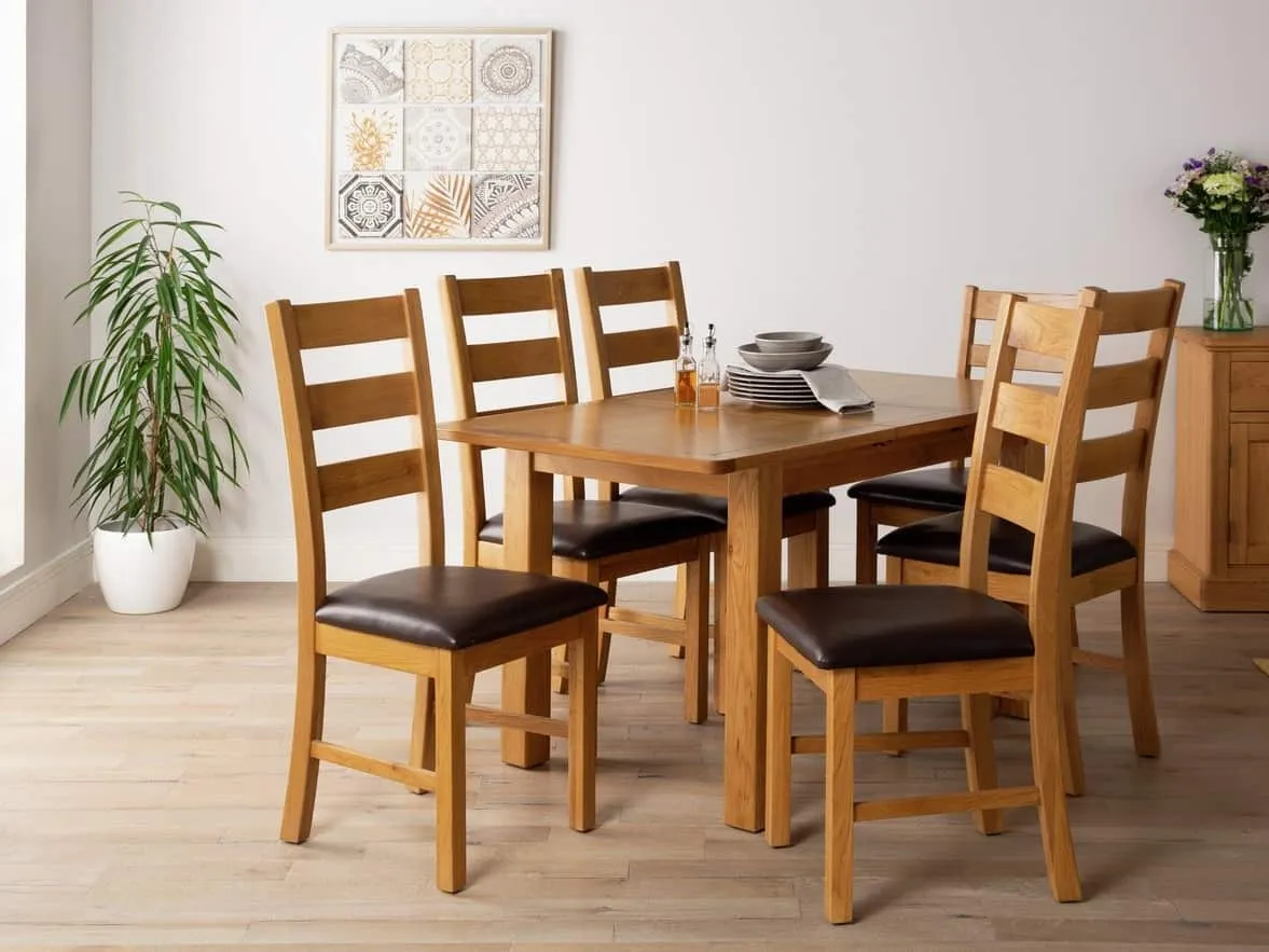 Oak dining table and 6 chairs