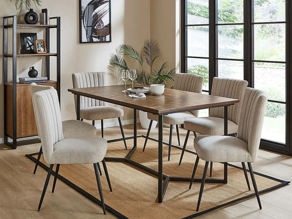 Rectangular dining table with parquet finish top