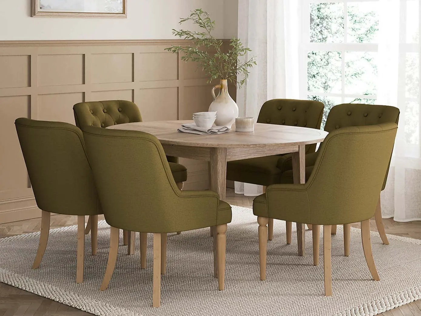 Extending round dining table