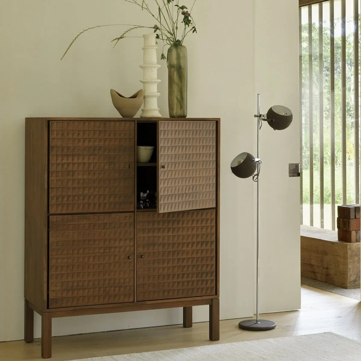 4 door teak cupboard unit