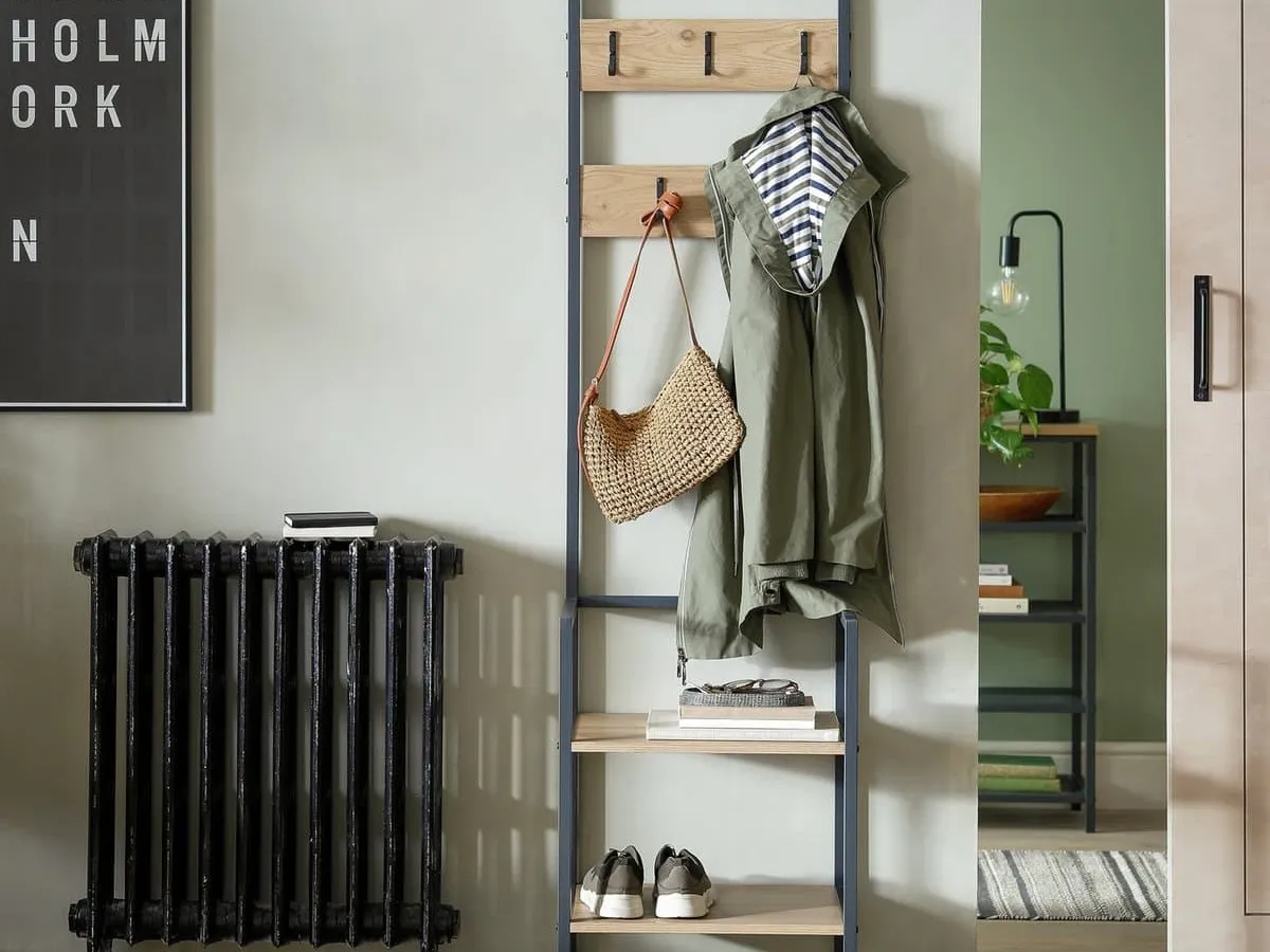 Hallway storage unit with 2 shelves and 5 coat hooks