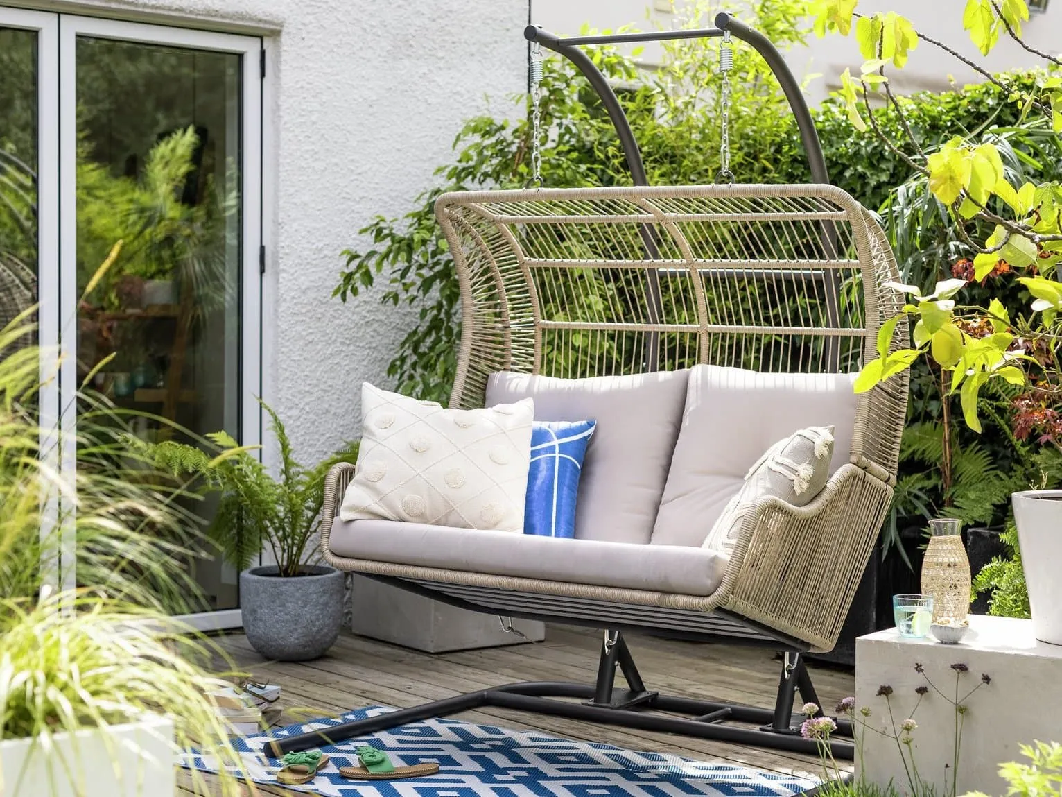 Rattan hanging chair