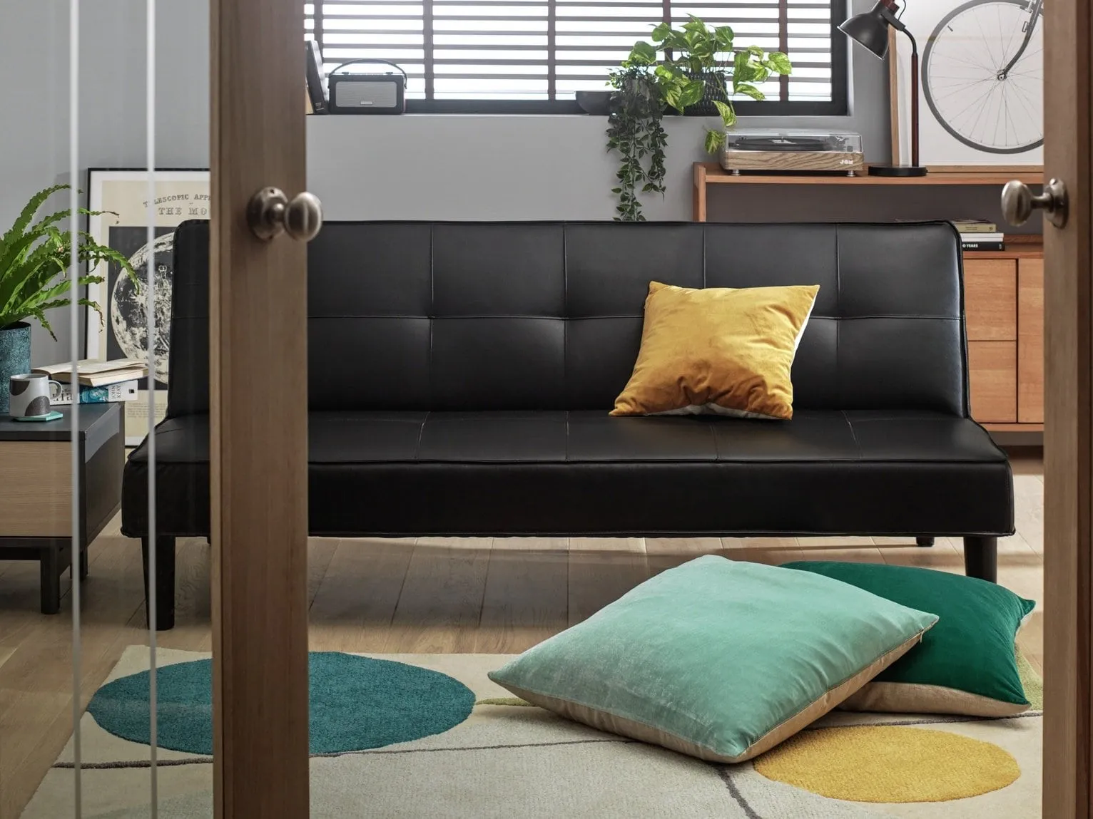 Black 2-seater sofa bed