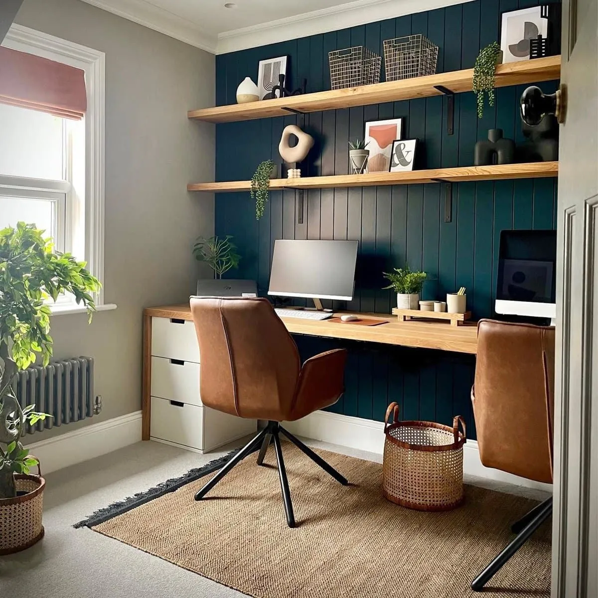 Blue and white office scheme