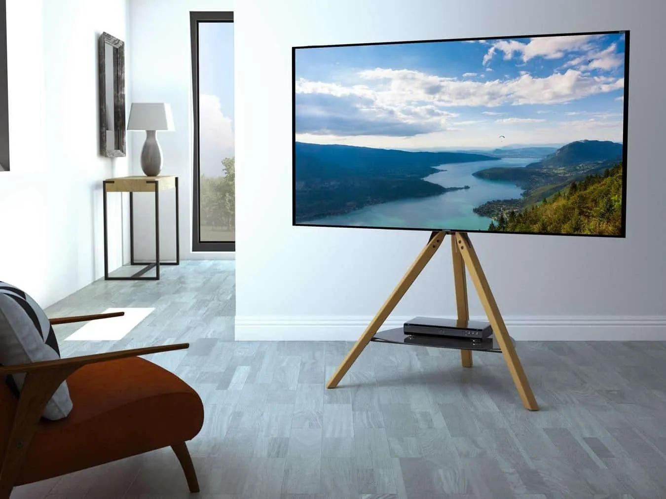 Free-standing tripod TV stand