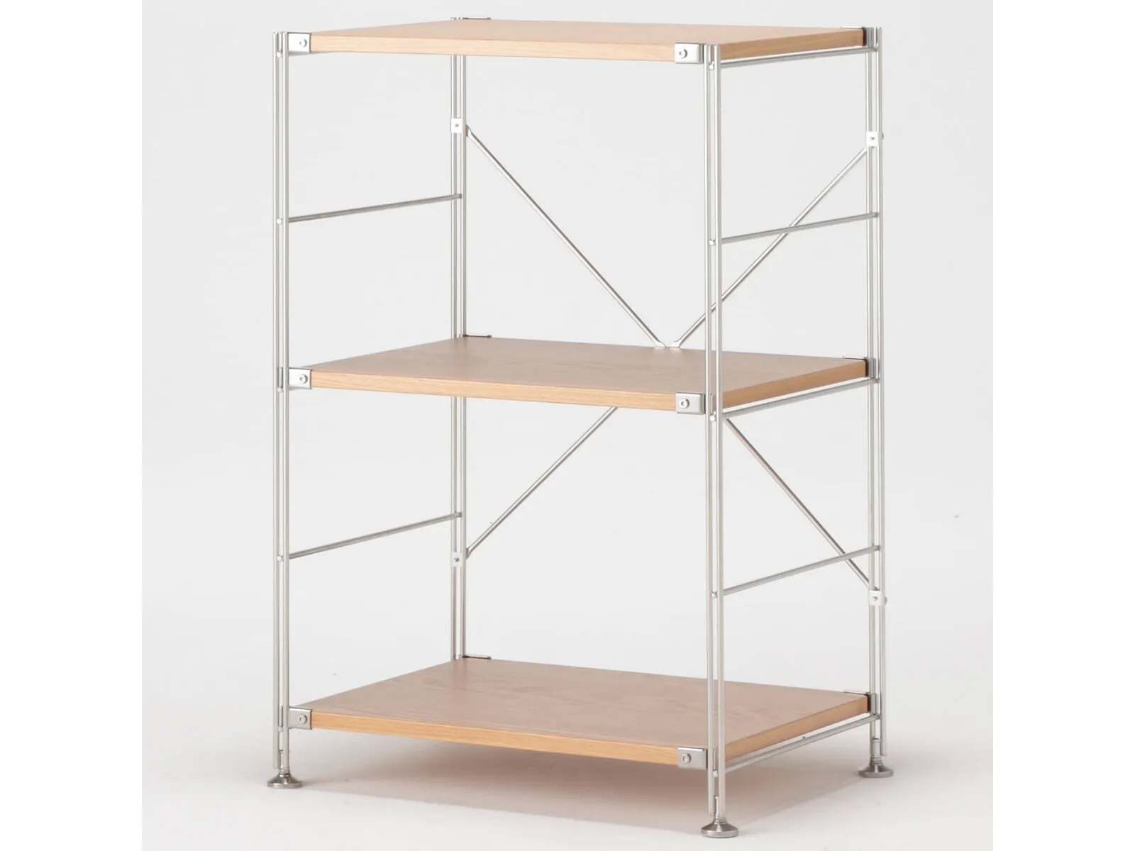 Steel modular shelf unit with 3 oak veneer shelves