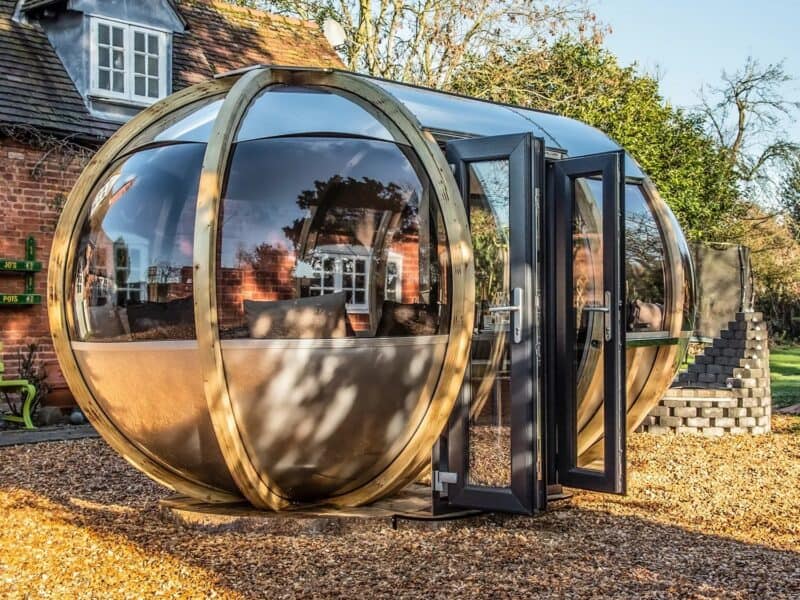 Large oval garden pod