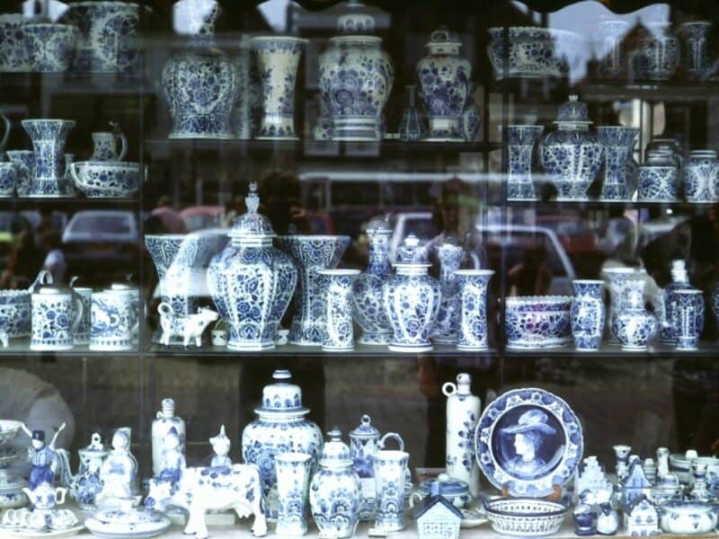 Delftware pottery