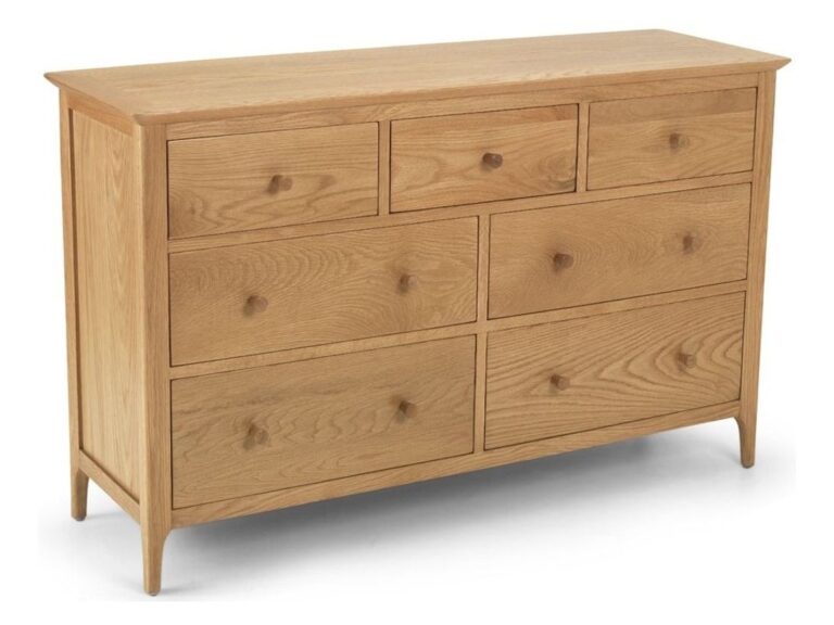 Wide oak drawer chest